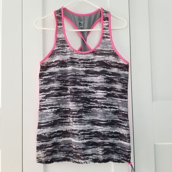 🖤 Reebox workout racerback tank - Picture 1 of 8